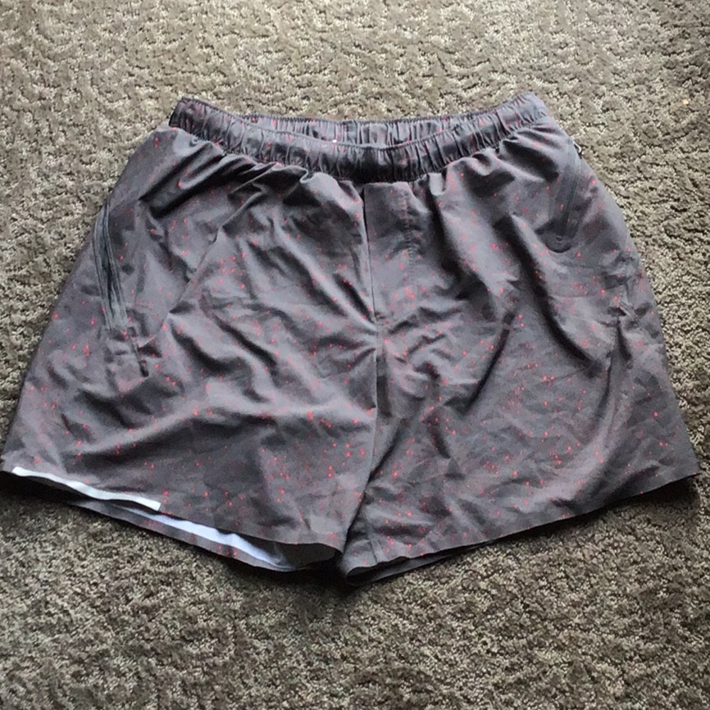 Men’s lululemon run shorts